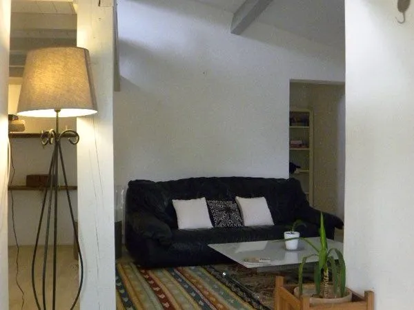 Appartement T2 très calme lumineux avec jardin et parking 