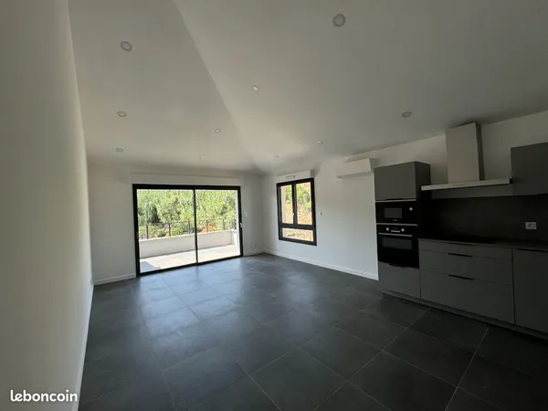 Appartement 3 pièces 70 m² 