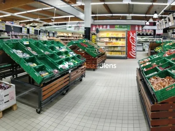 VENTE MUR ET FOND HYPERMARCHE 