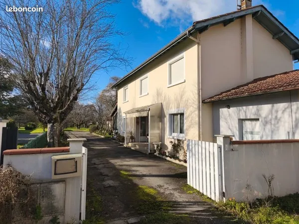 Maison 6 pièces 133 m² 