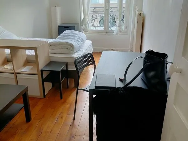 Studio 1 pièce 21 m² 