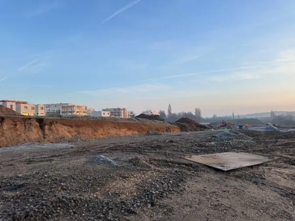 Terrain 250 m² 