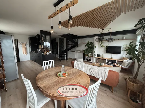 Nantes Beaujoire: Appartement rénové 3 chambres à proximité 