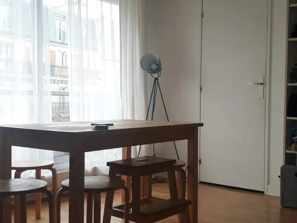 Location studio 29m² + place de parking, Paris 5ème 