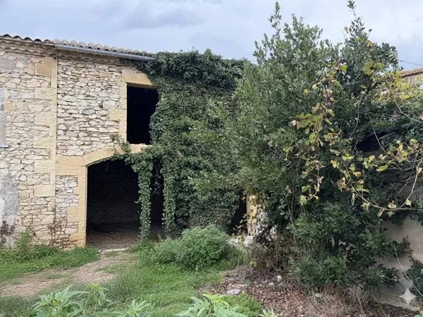 Maison 2 pièces 180 m² 