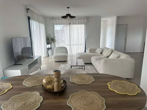 Maison 5 pièces 141 m² 