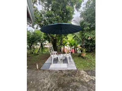 PETIT F2 BAS DE VILLA SAINT-JOSEPH 