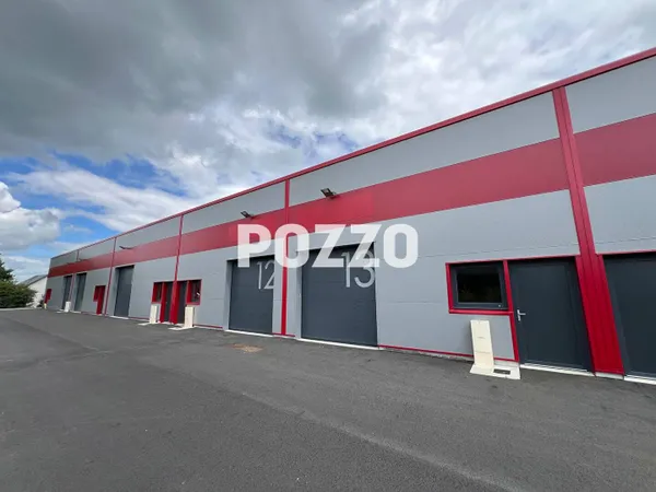 Local d'activité 105 m² 