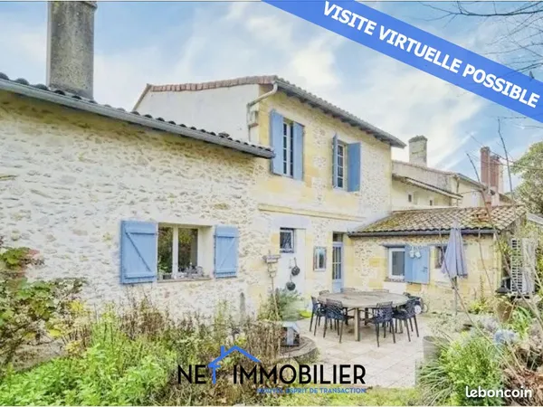 Maison 8 pièces 244 m² 