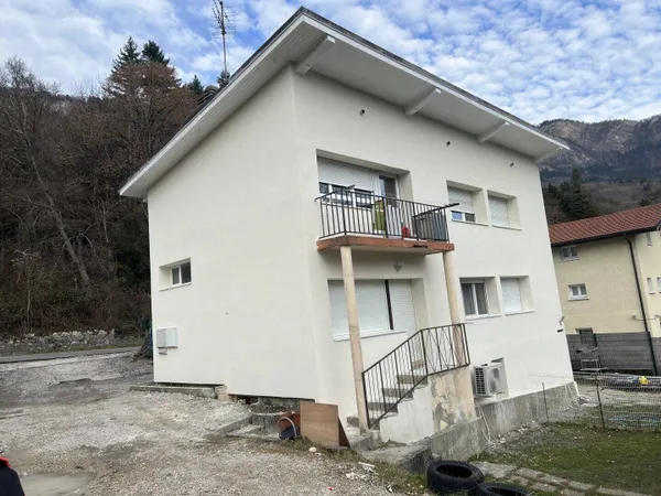 Maison 10 pièces 169 m² 