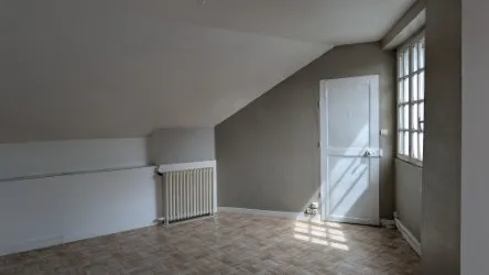Loue T1bis à Pruniers (Bouchemaine) 