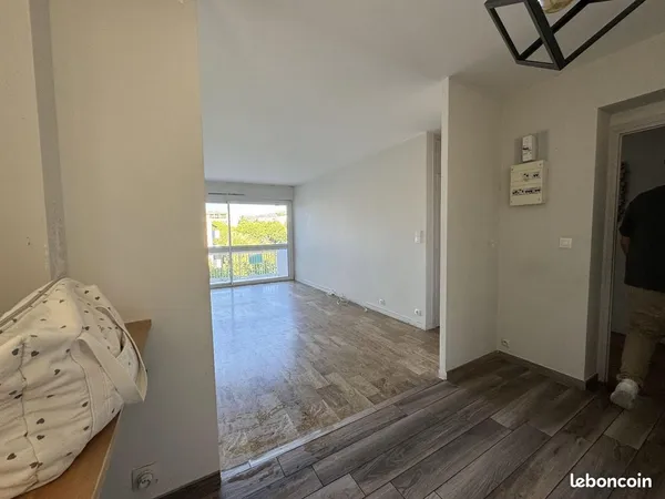 Vends appt type3 62 m2 marseille 8ème 