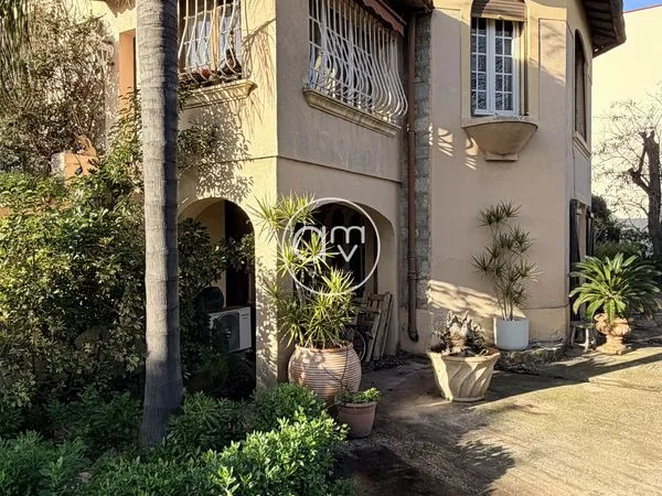 Maison 7 pièces 174 m² 