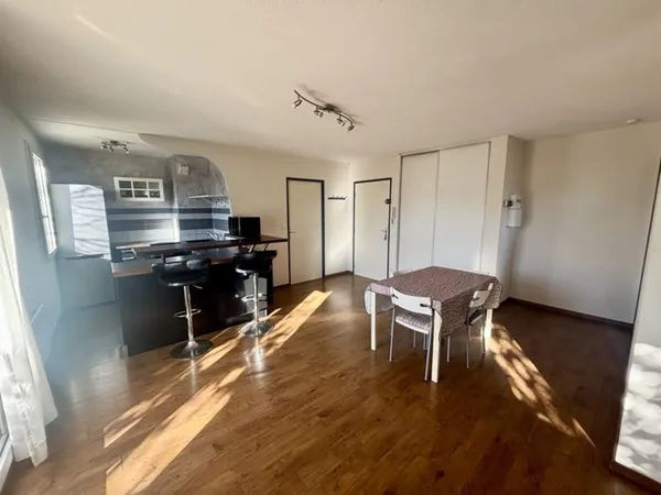 Appartement de 2 pièces principales 