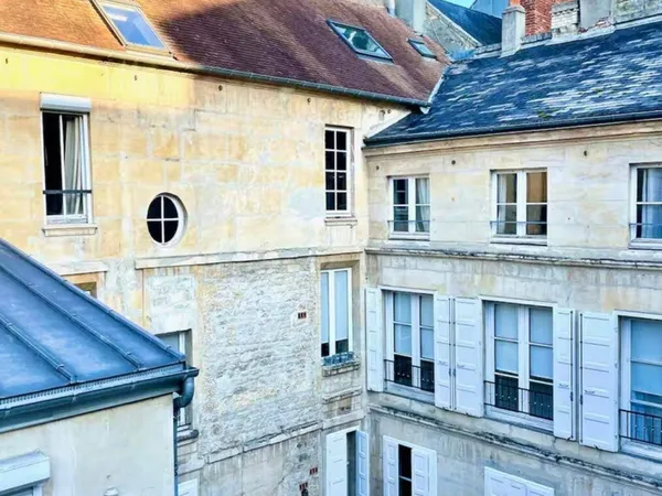 Appartement 1 pièce 9 m² 