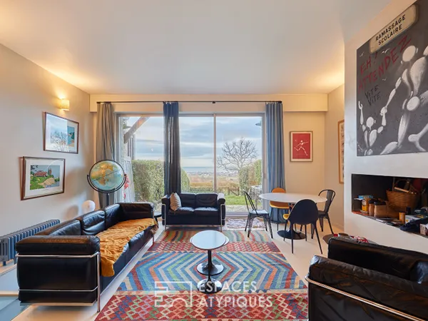 Deux pièces vue mer rénové par architecte 