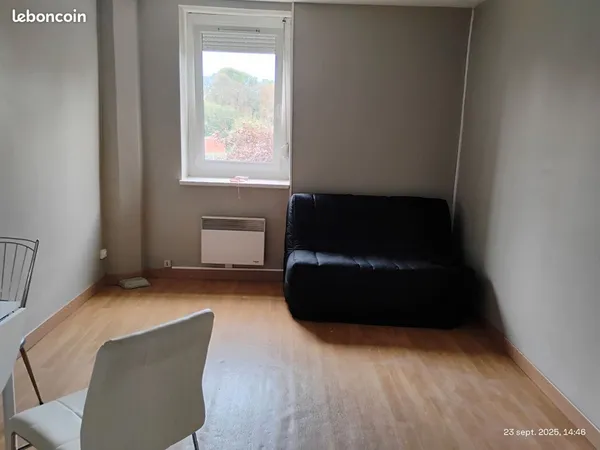 Studio 1 pièce 28 m² 