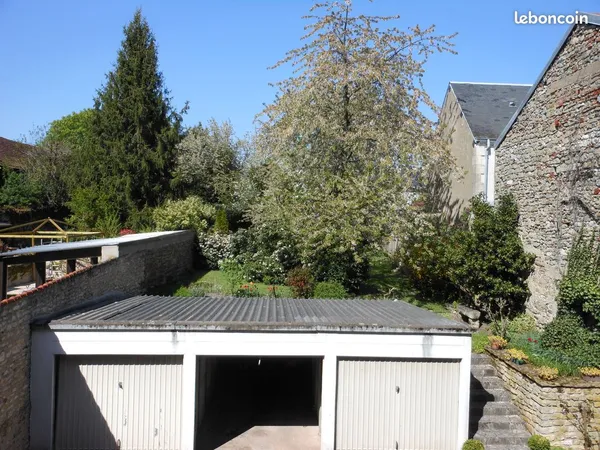 T4 bis + cave + garage + jardin 