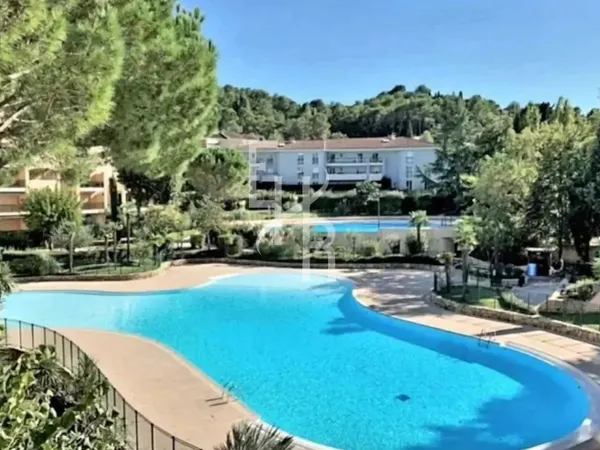 Achat /vente appartement Mougins Tournamy 