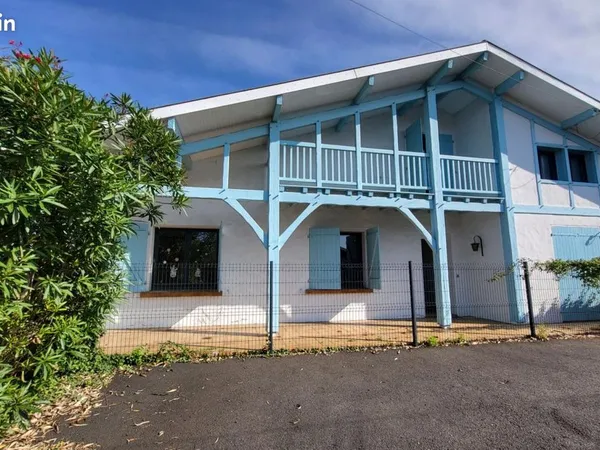 Maison 5 pièces 232 m² 