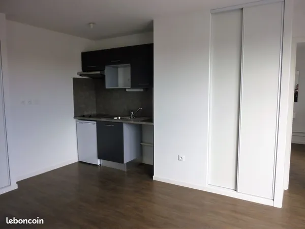 Appartement Location Nantes 1p 26m² 553€