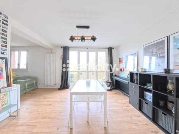 Appartement 4 pièces 64 m² 