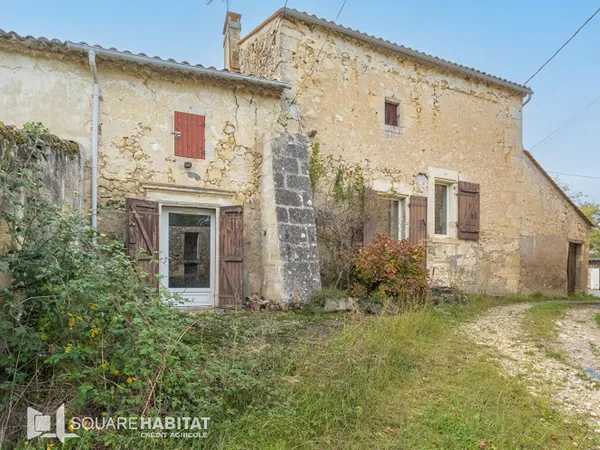 Maison en pierre à rénover 