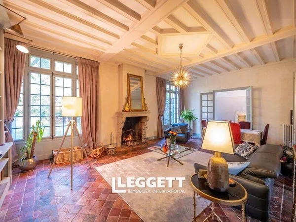 Maison 12 pièces 500 m² 