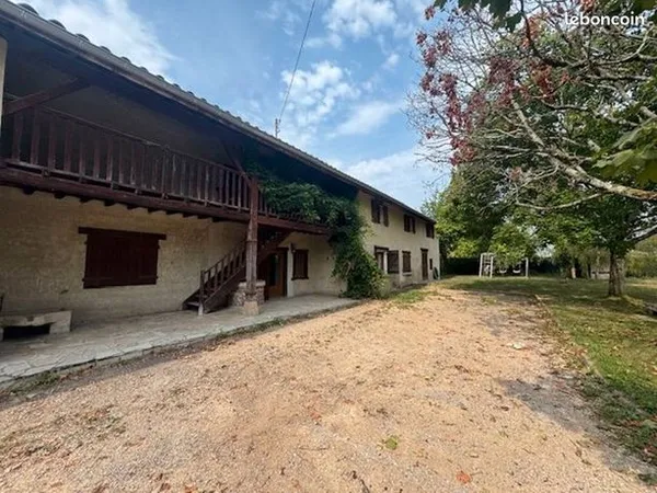 Maison 6 pièces 106 m² 