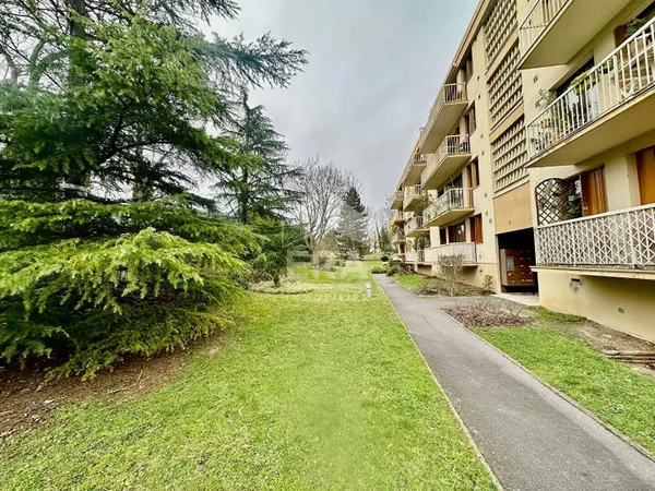 Appartement 4 pièces 84 m² 
