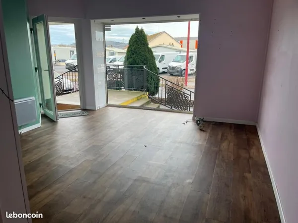 Local commercial 40 m² 