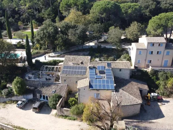 Maison 13 pièces 334 m² 