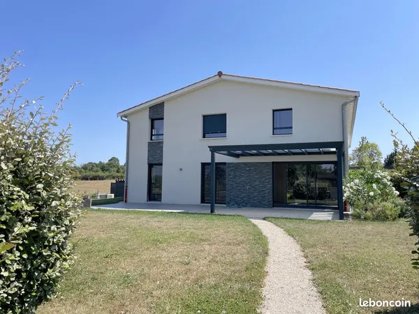 Maison 6 pièces 133 m² 