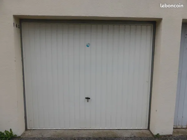 Garage à vendre 