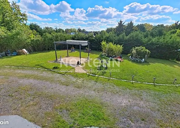 Terrain 450 m² 