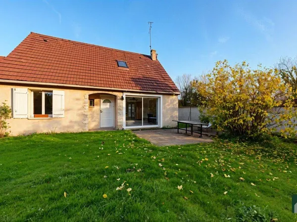 Maison de plain-pied 5 pièces 110 m² 