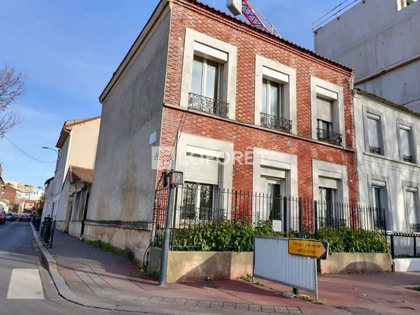 Maison 10 pièces 311 m² 