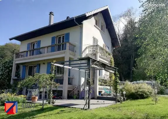 Maison 6 pièces 153 m² 