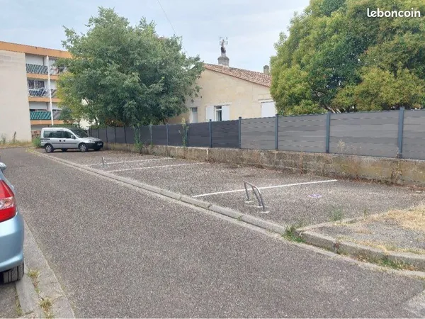 Place parking libourne 