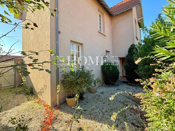 Maison 5 pièces 104 m² 