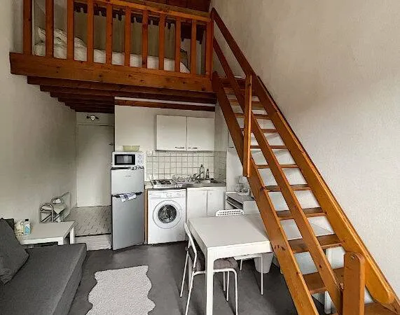 Duplex 1 pièce 28 m² 