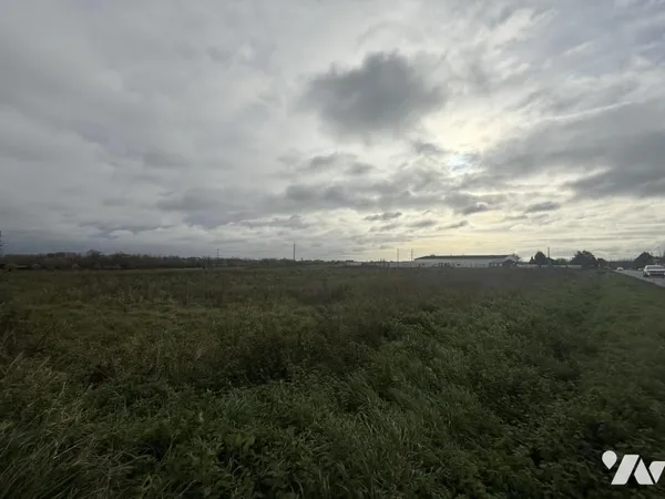 Terrain 9210 m² 