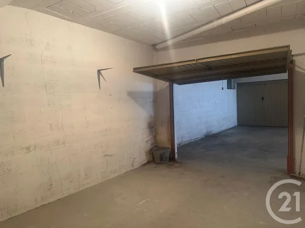 Box de stockage 17 m² 