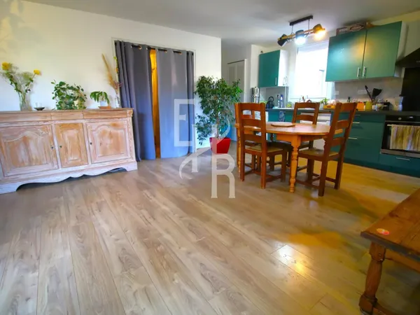 Location vide Vallauris au calme 