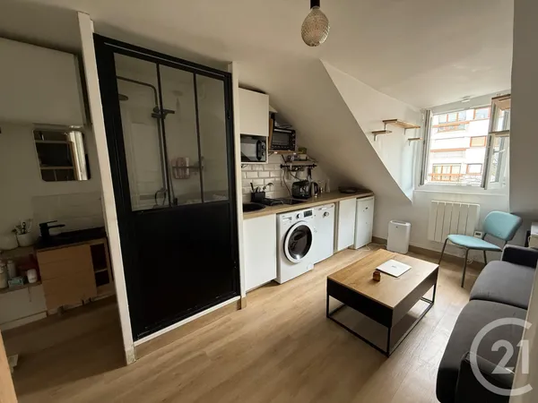 Appartement 1 pièce 11 m² 