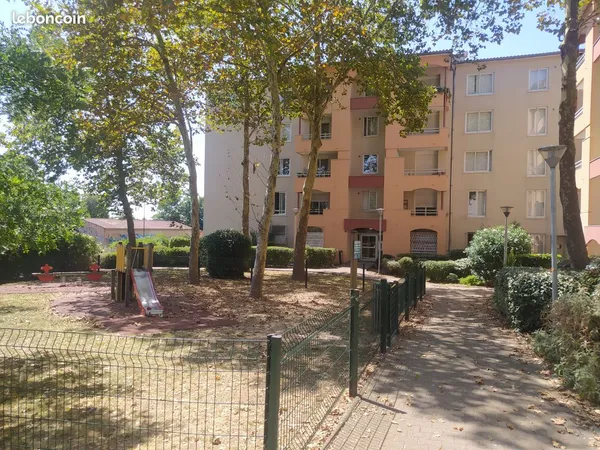 Chambre à louer dans un appartement spacieux 