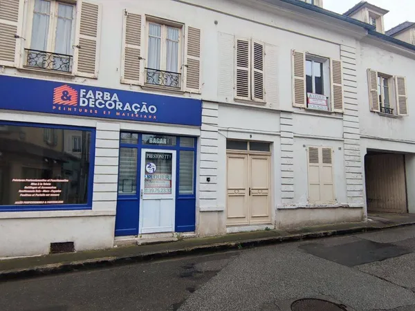 Local commercial 1 pièce 