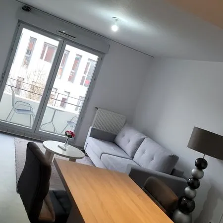 T2 meublé avec balcon 40m2 