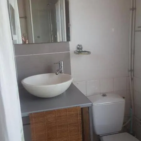 Studio 1 pièce 14 m² 