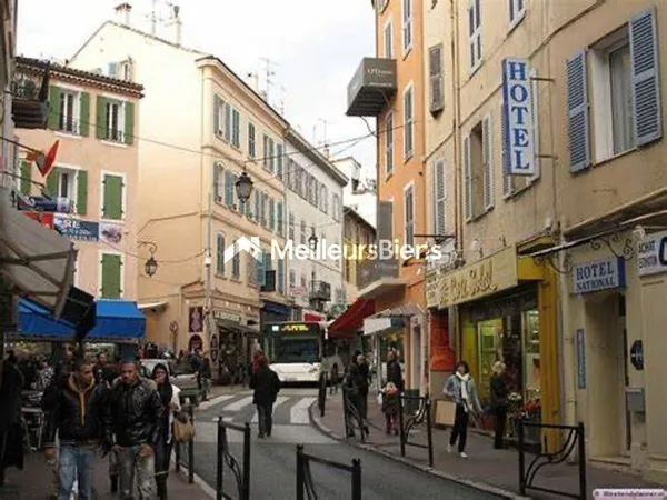 Boutique 1 pièce 43 m² 